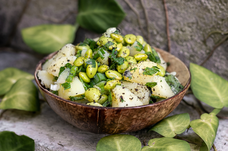 Köstlicher veganer Kartoffelsalat mit Edamame & Nori