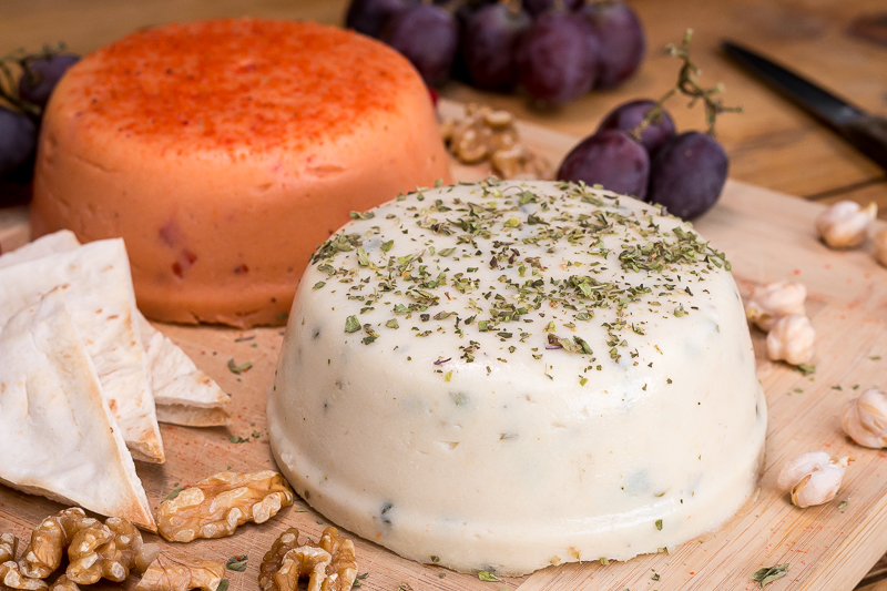 Veganer Käse: Einfaches Rezept mit wenigen Zutaten zum Selbermachen