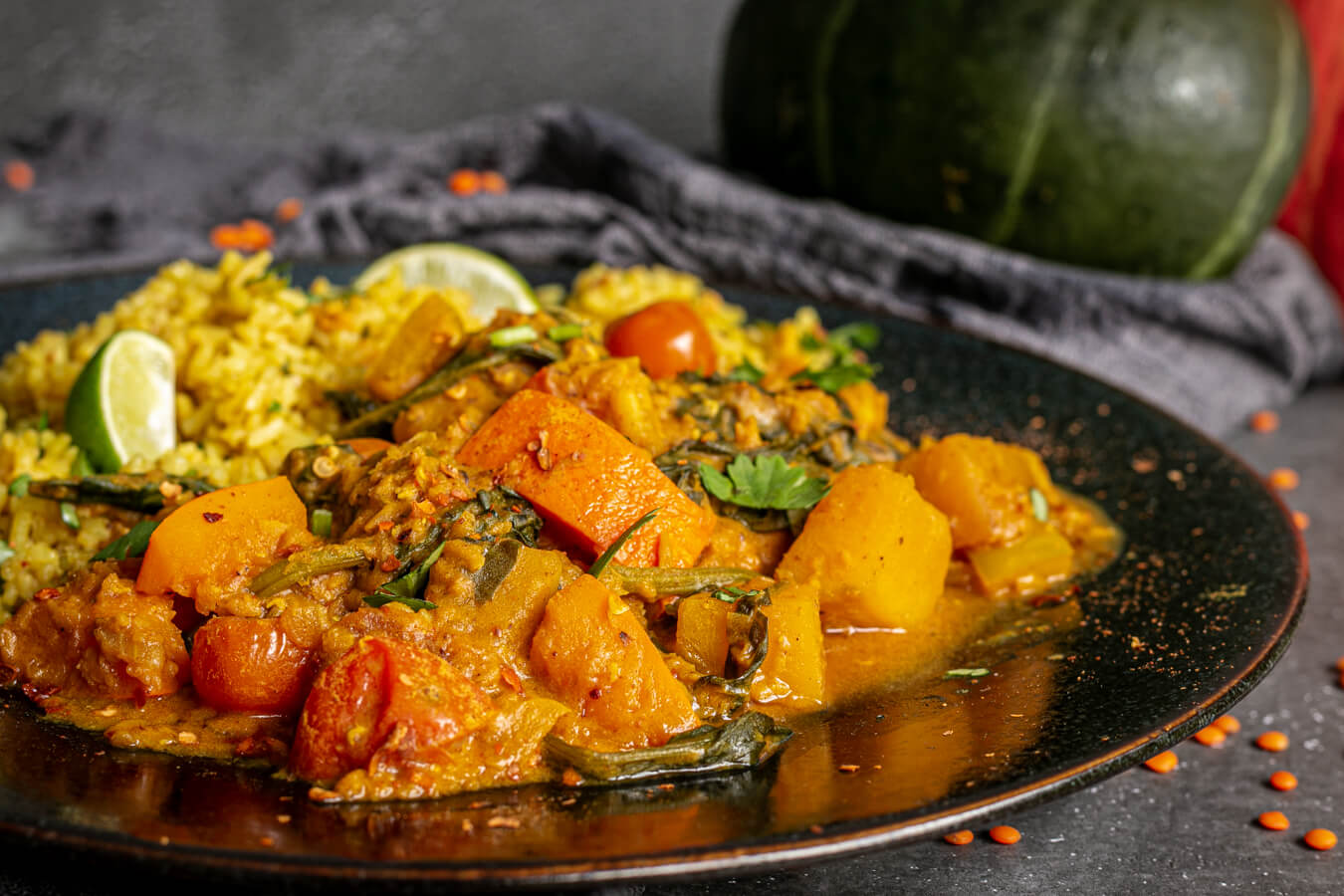 Veganes Kürbis-Linsen-Curry – einfach & lecker